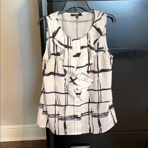 Alex Marie Sleeveless Top M